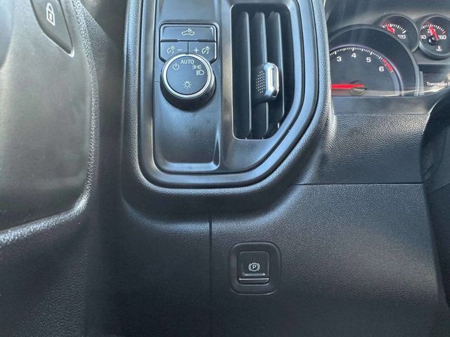 2021 Chevrolet Silverado 1500 2WD Double Cab 147" Custom - 22979989 - 29