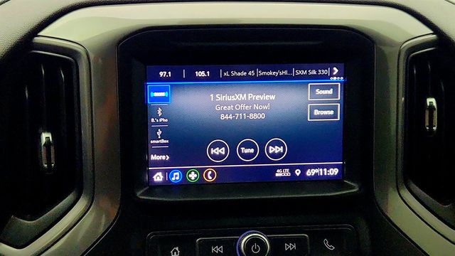 2021 Chevrolet Silverado 1500 4WD Crew Cab 147'' Custom - 23019092 - 17