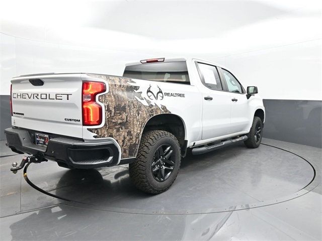 2021 Chevrolet Silverado 1500 4WD Crew Cab 147" Custom Trail Boss - 22886224 - 23