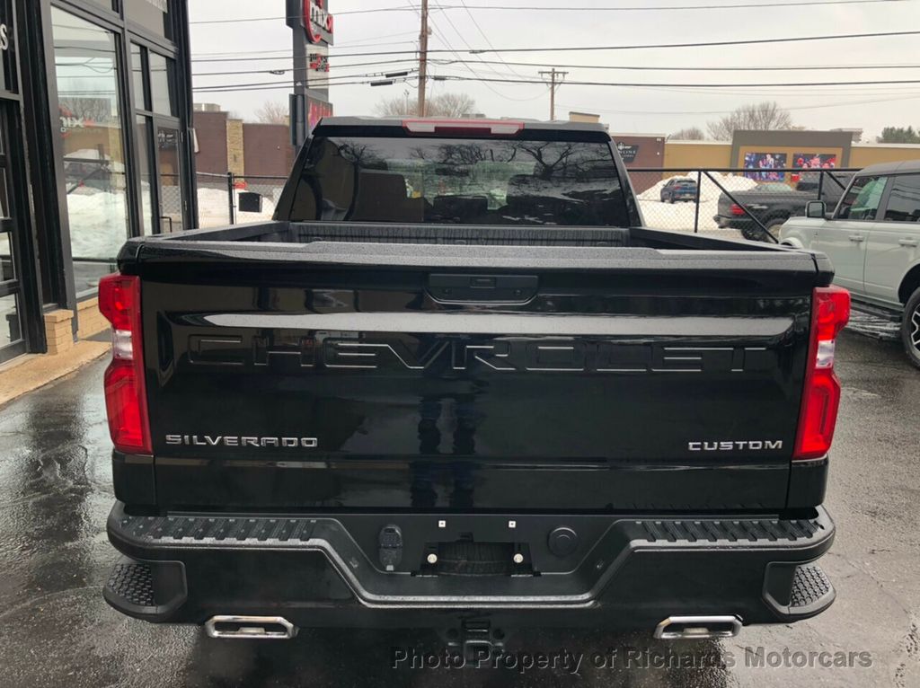 2021 Chevrolet Silverado 1500 4WD Crew Cab 147" Custom Trail Boss - 21231082 - 9