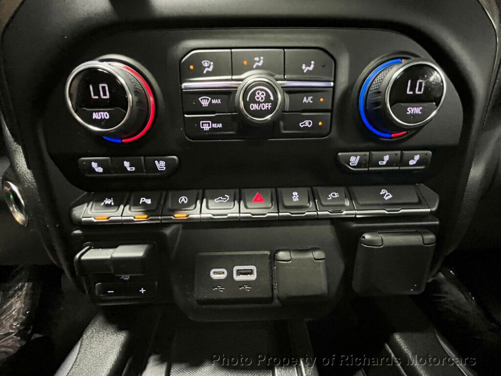 2021 Chevrolet Silverado 1500 4WD Crew Cab 147" High Country - 22917268 - 33