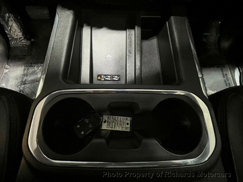 2021 Chevrolet Silverado 1500 4WD Crew Cab 147" High Country - 22917268 - 34