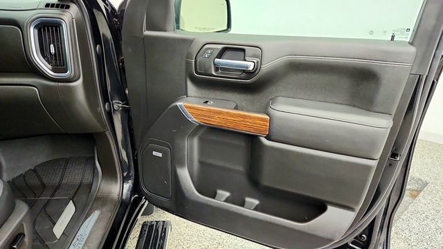 2021 Chevrolet Silverado 1500 4WD Crew Cab 147'' High Country w/ Deluxe Pkg & Technology Pkg - 23097907 - 26