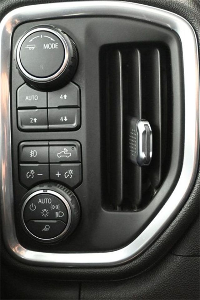 2021 Chevrolet Silverado 1500 4WD Crew Cab 147" LT Trail Boss - 22904479 - 27