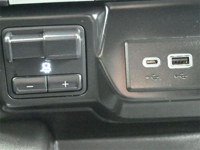 2021 Chevrolet Silverado 1500 4WD Crew Cab 147" LT Trail Boss - 22961164 - 31