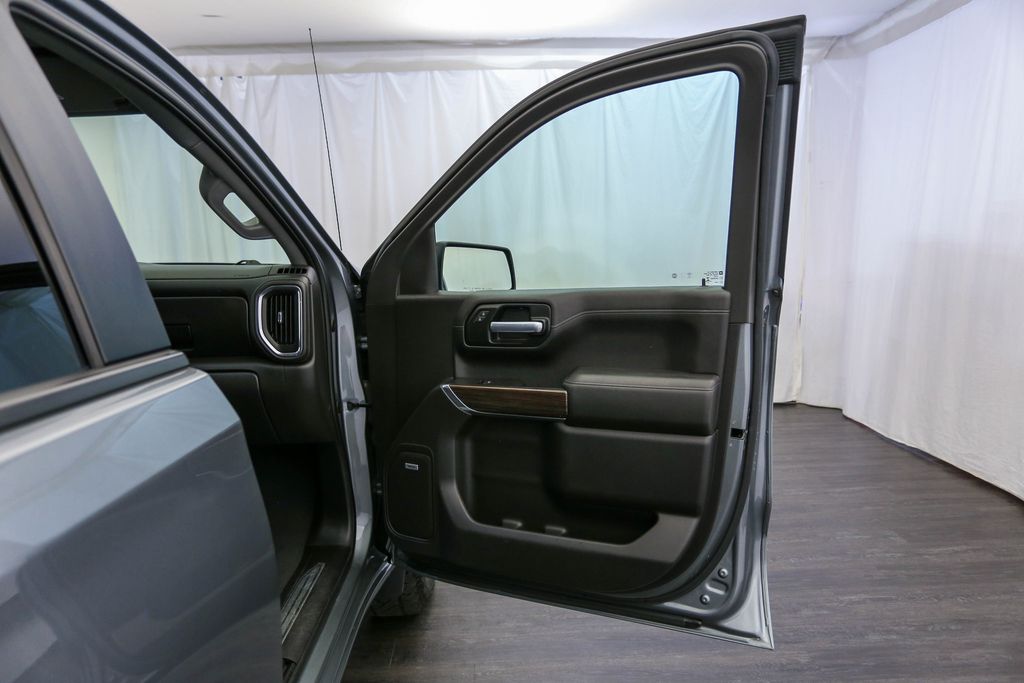 2021 Chevrolet Silverado 1500 4WD Crew Cab 147" LT Trail Boss - 22985057 - 16