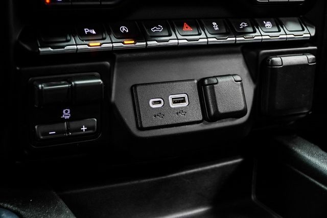 2021 Chevrolet Silverado 1500 4WD Crew Cab 147" LTZ - 22942219 - 23