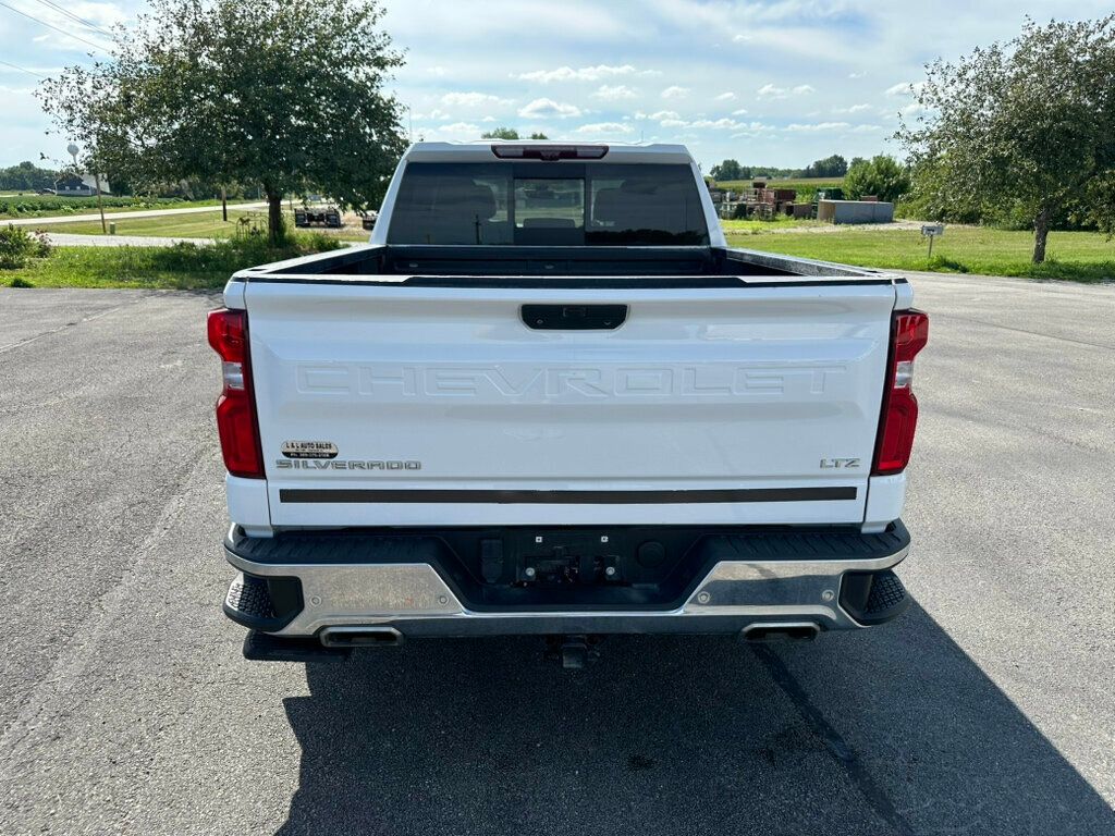 2021 Chevrolet Silverado 1500 4WD Crew Cab 147" LTZ - 23060401 - 3