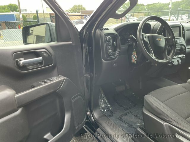 2021 Chevrolet Silverado 1500 4WD Crew Cab 157" Custom - 23036165 - 8