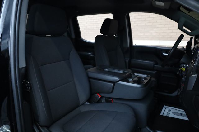 2021 Chevrolet Silverado 1500 4WD Crew Cab 157" Work Truck - 22898846 - 24