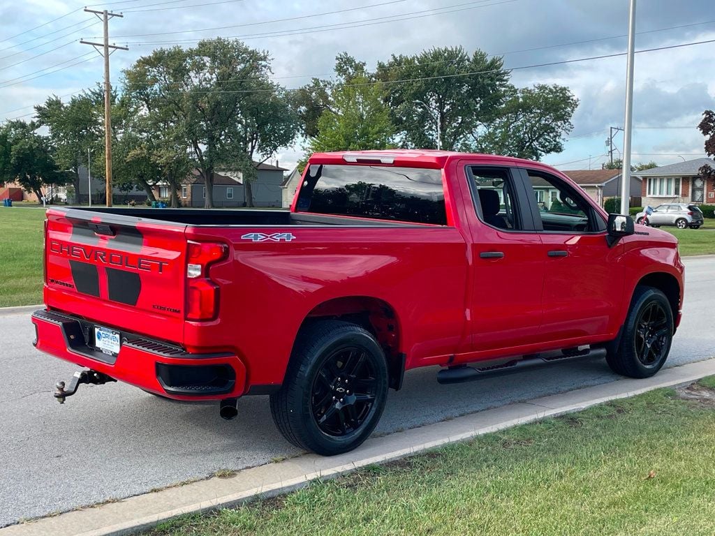 2021 Chevrolet Silverado 1500 Custom photo 11