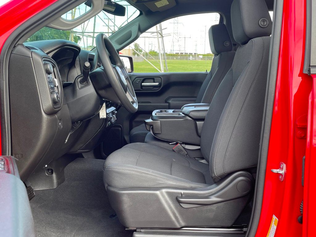 2021 Chevrolet Silverado 1500 Custom photo 15