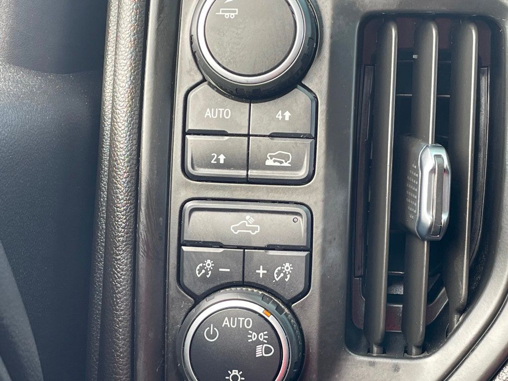 2021 Chevrolet Silverado 1500 Custom photo 31