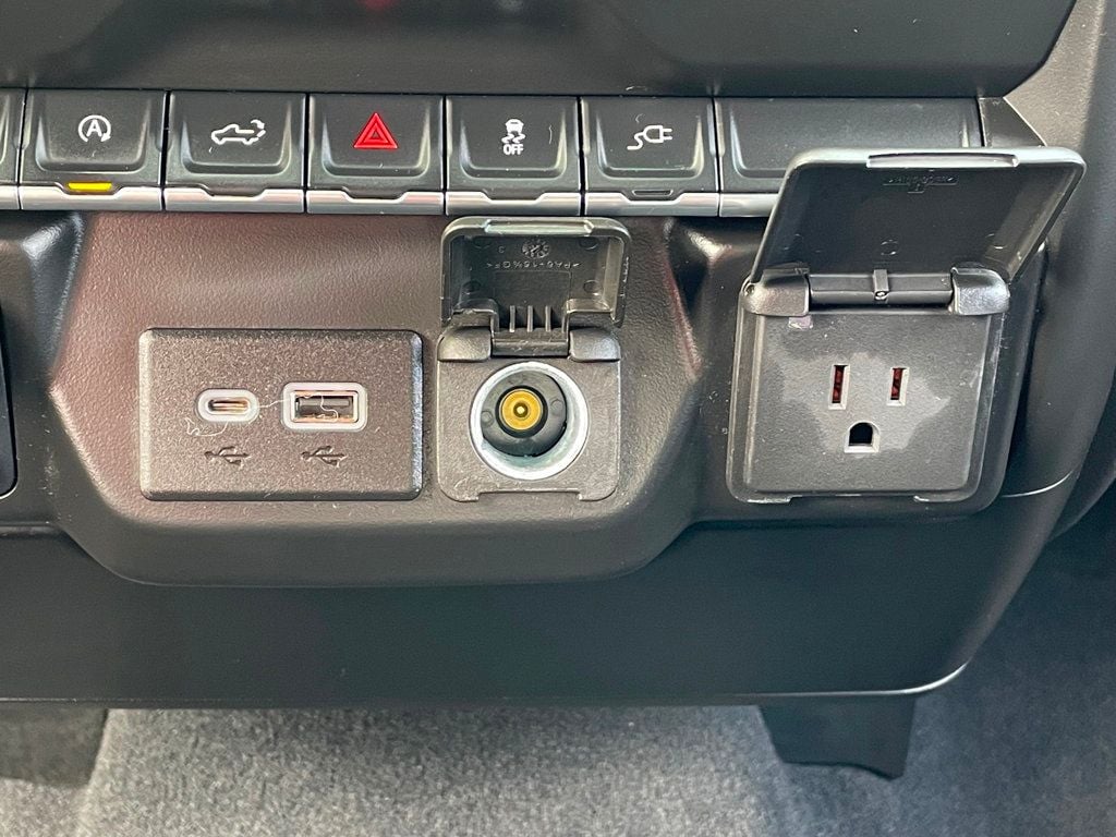 2021 Chevrolet Silverado 1500 Custom photo 36