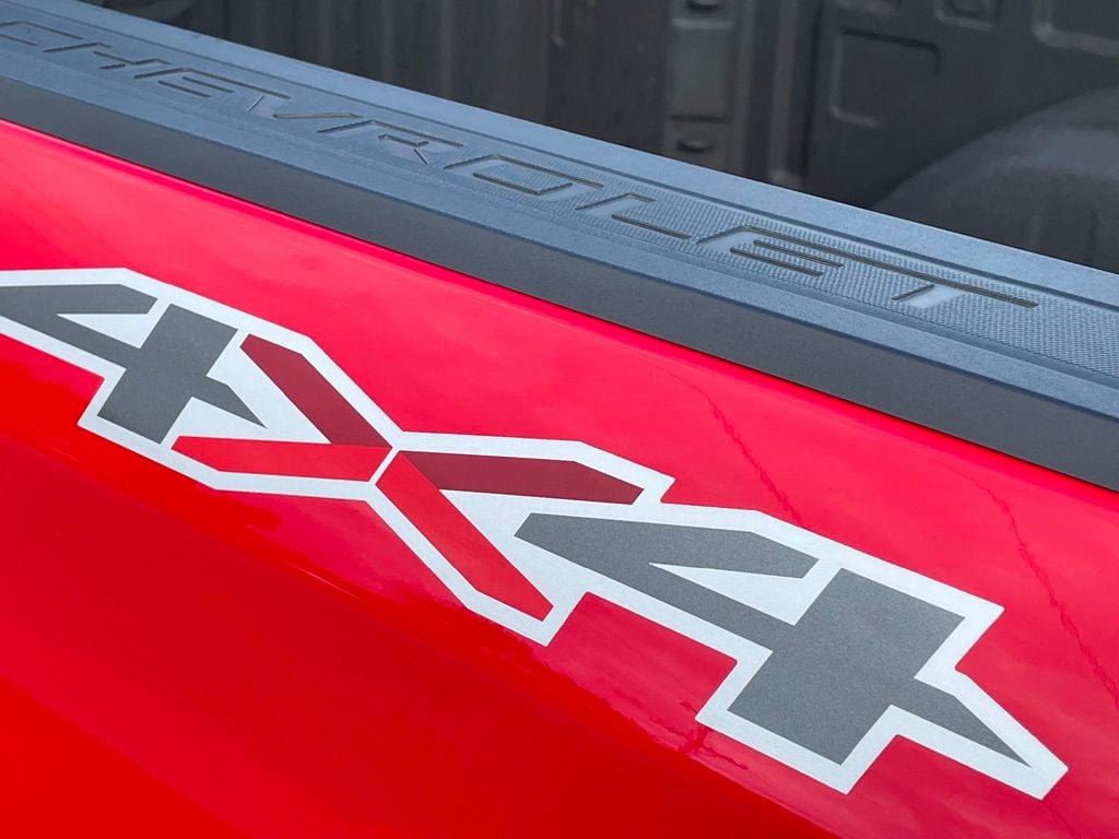 2021 Chevrolet Silverado 1500 Custom photo 7