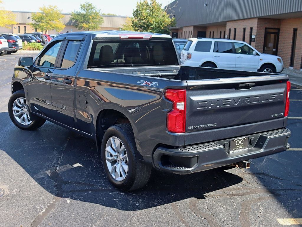 2021 Chevrolet Silverado 1500 Custom photo 10