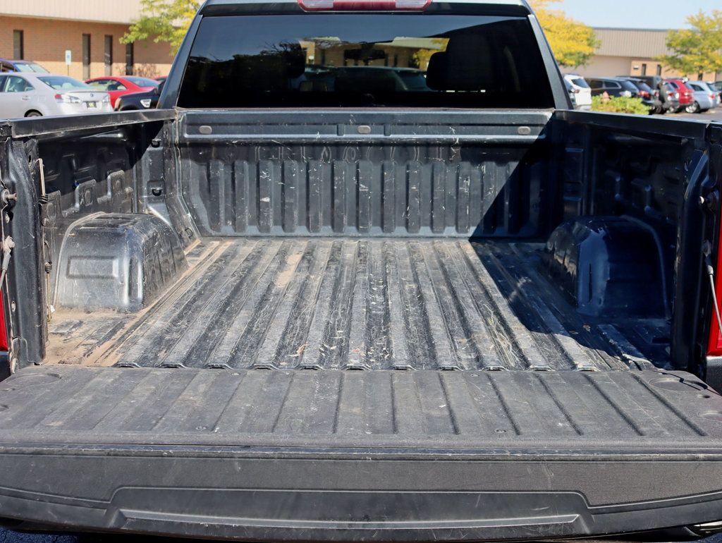 2021 Chevrolet Silverado 1500 Custom photo 27