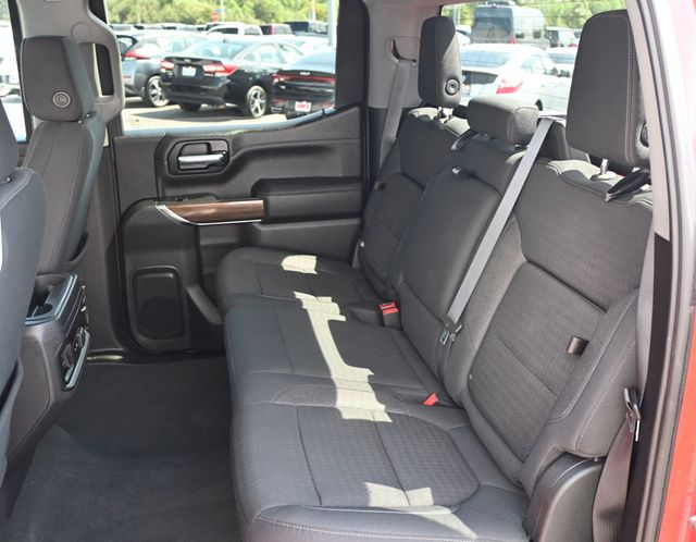 2021 Chevrolet Silverado 1500 4X4 Crew Cab LT Trail Boss Z71 Off-Road Pkg Trailering Pkg - 22907257 - 13