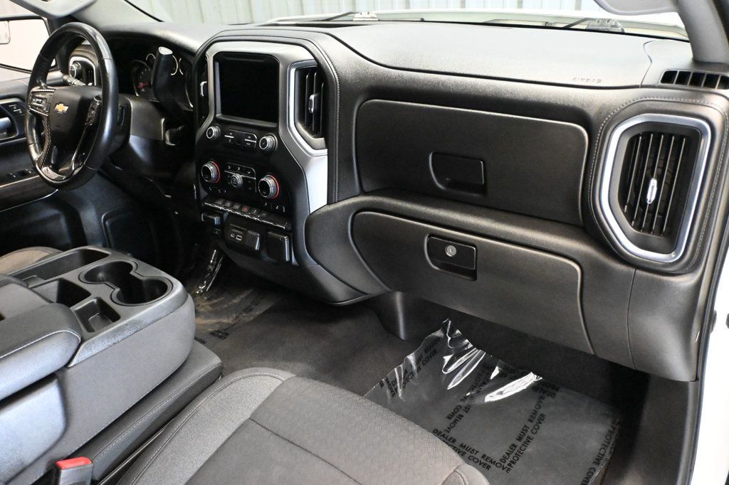 Chevrolet Silverado photo 11