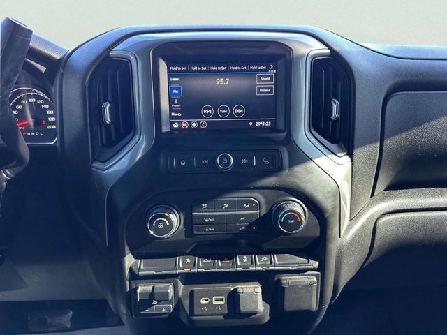 2021 Chevrolet Silverado 1500 Custom 4x4 4dr Crew Cab 5.8 ft. SB - 22979993 - 24