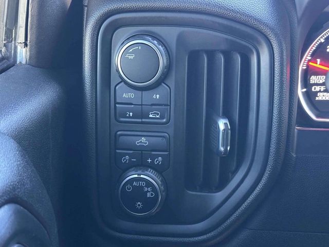 2021 Chevrolet Silverado 1500 Custom 4x4 4dr Crew Cab 5.8 ft. SB - 22979993 - 26