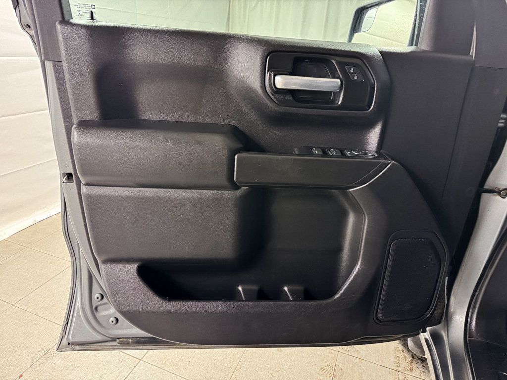 2021 Chevrolet Silverado 1500 CUSTOM CREW CAB 4X4 - 22973627 - 10