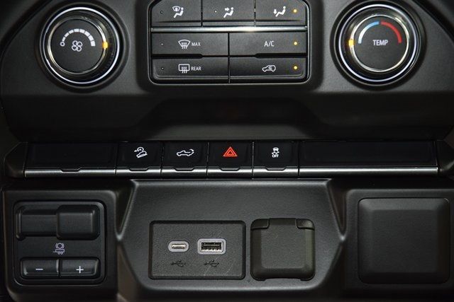 2021 Chevrolet Silverado 1500 Custom Trail Boss - 22916711 - 24