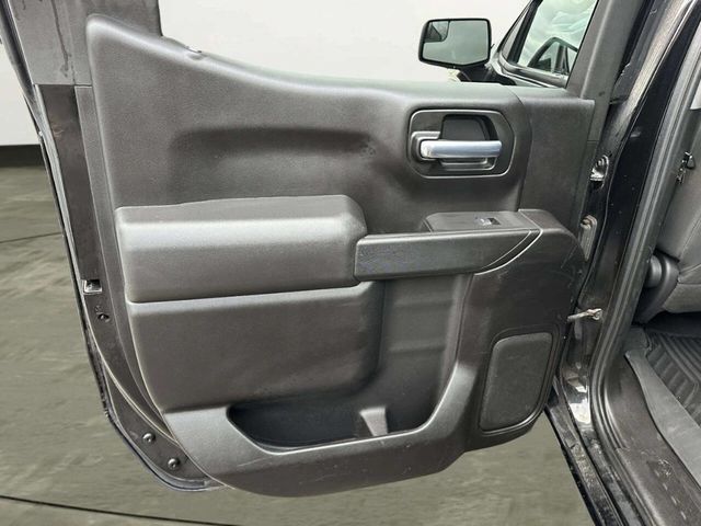 2021 Chevrolet Silverado 1500 Custom Trail Boss 4x4 4dr Crew Cab 5.8 ft. SB - 22952513 - 18