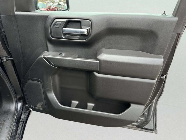 2021 Chevrolet Silverado 1500 Custom Trail Boss 4x4 4dr Crew Cab 5.8 ft. SB - 22952513 - 23