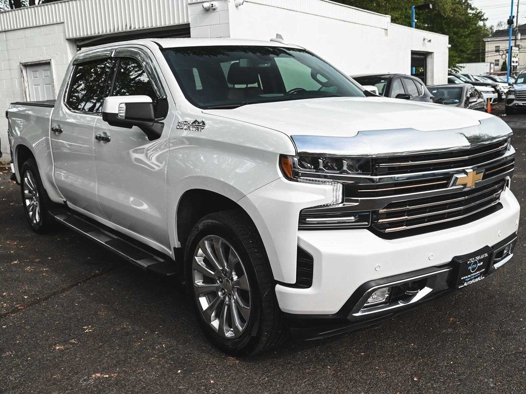 2021 Chevrolet Silverado 1500 High Country photo 2