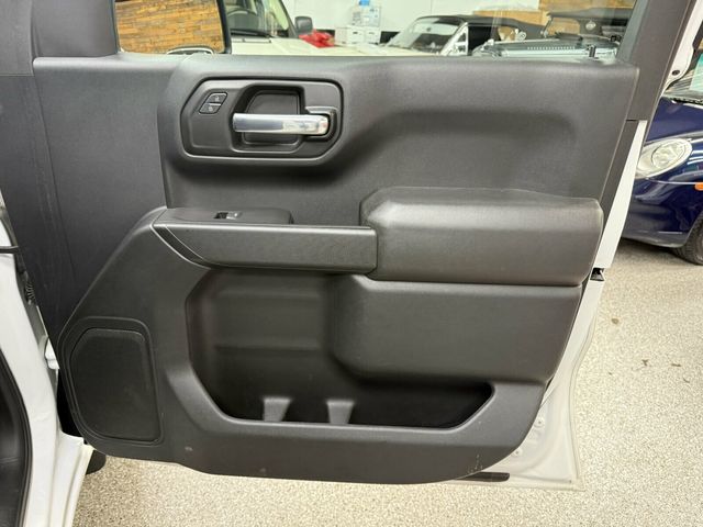 2021 Chevrolet Silverado 1500 Local Trade/4x4/Custom Pkg/Remote Engine Start/Rear Camera - 23098100 - 27