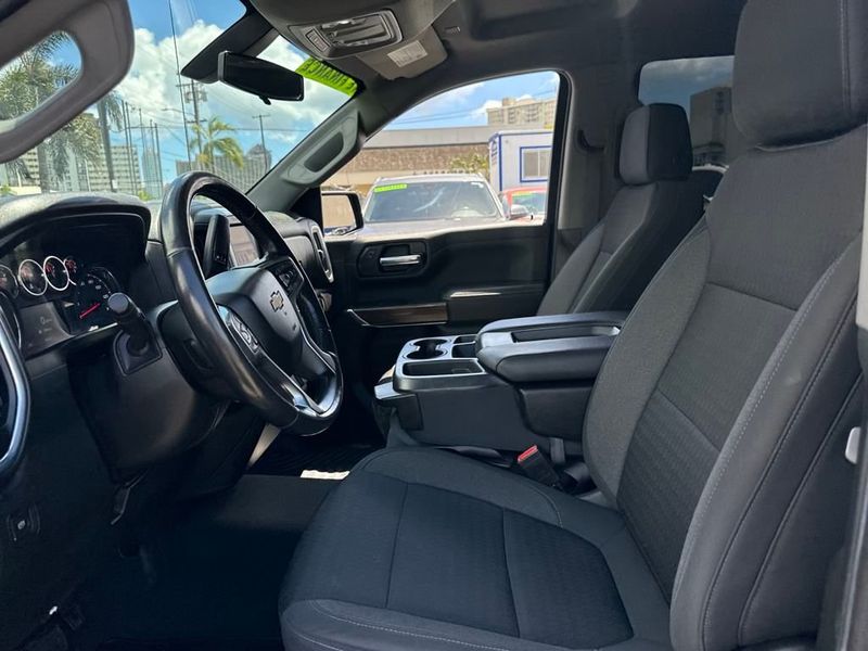 2021 Chevrolet Silverado 1500 LT photo 11