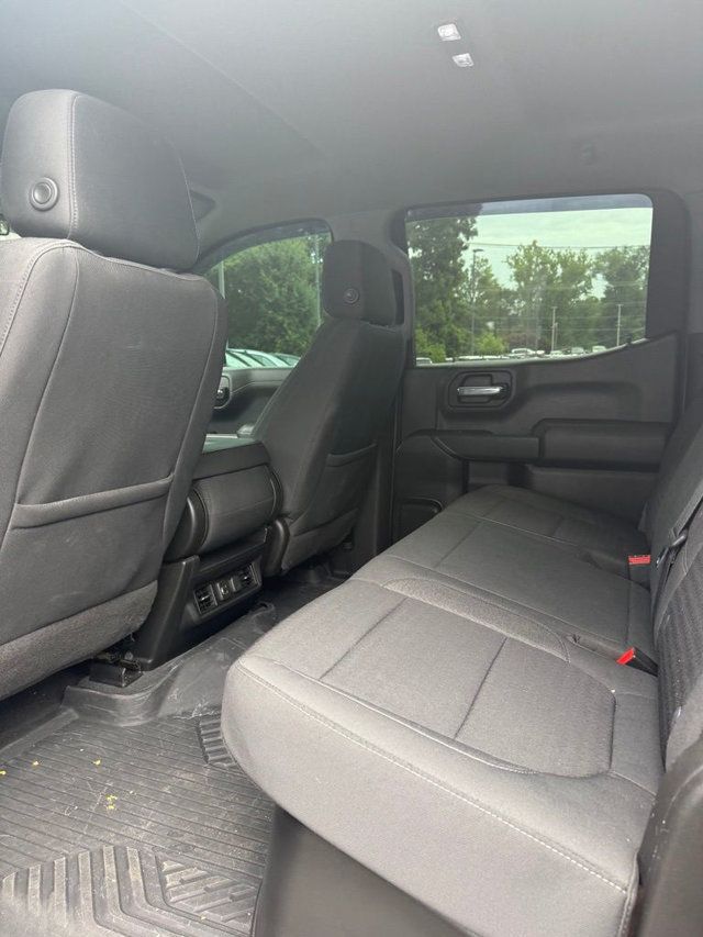 2021 Chevrolet Silverado 1500 LT - 23046733 - 13