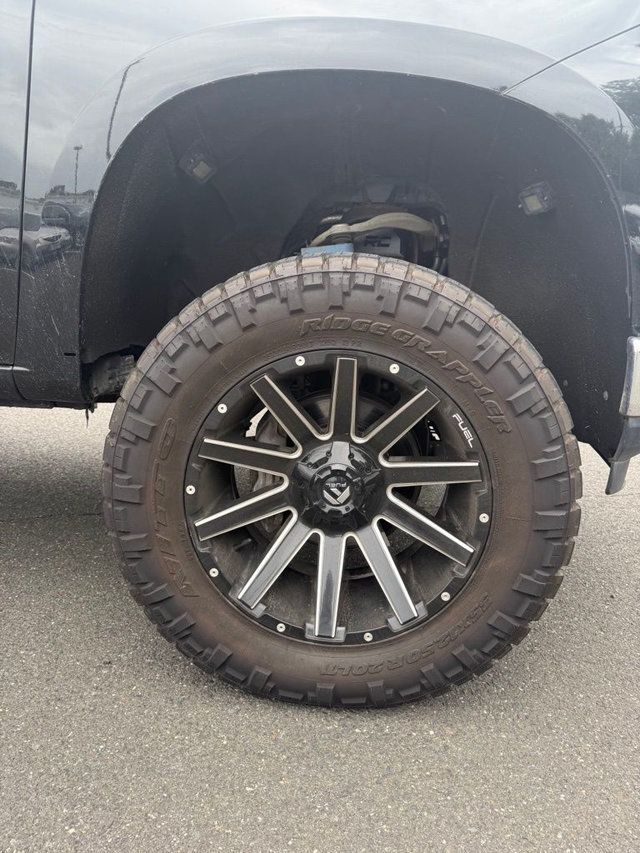 2021 Chevrolet Silverado 1500 LT - 23046733 - 20
