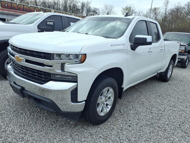 2021 Chevrolet Silverado 1500 LT Pickup 4D 6 1/2 ft - 22996156 - 3