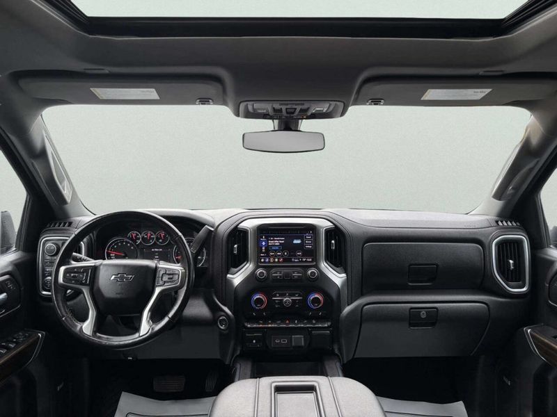 2021 Chevrolet Silverado 1500 RST 4x4 4dr Crew Cab 6.6 ft. SB - 23039959 - 21