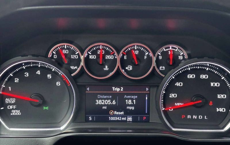 2021 Chevrolet Silverado 1500 RST 4x4 4dr Crew Cab 6.6 ft. SB - 23039959 - 34