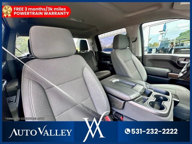 2021 Chevrolet Silverado 1500 Crew Cab LT Pickup 4D 5 3/4 ft - 22938983 - 17