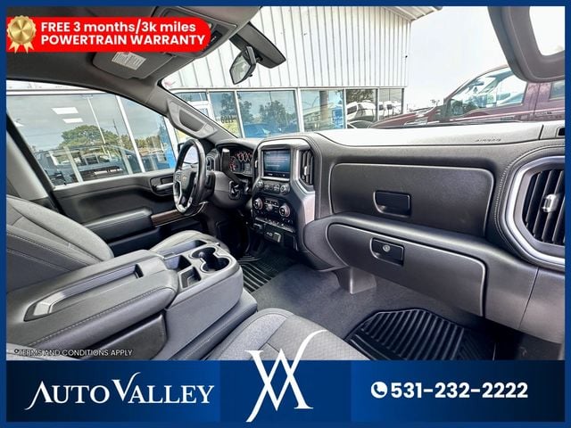 2021 Chevrolet Silverado 1500 Crew Cab LT Pickup 4D 5 3/4 ft - 22938983 - 18