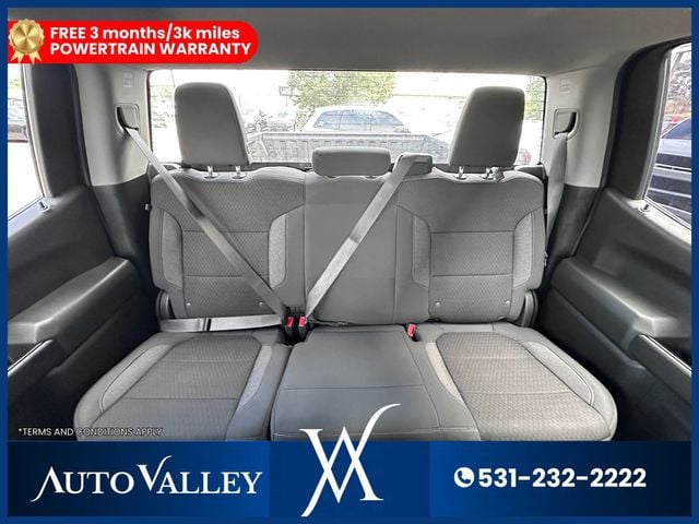 2021 Chevrolet Silverado 1500 Crew Cab LT Pickup 4D 5 3/4 ft - 22938983 - 35