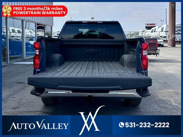 2021 Chevrolet Silverado 1500 Crew Cab LT Pickup 4D 5 3/4 ft - 22938983 - 36