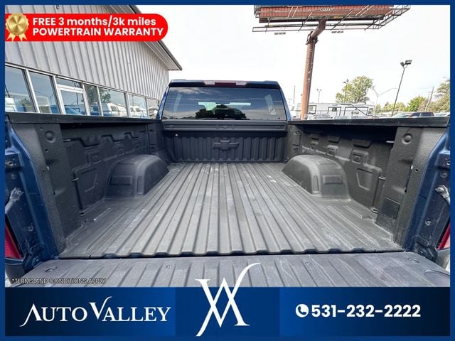 2021 Chevrolet Silverado 1500 Crew Cab LT Pickup 4D 5 3/4 ft - 22938983 - 37