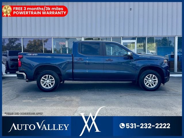 2021 Chevrolet Silverado 1500 Crew Cab LT Pickup 4D 5 3/4 ft - 22938983 - 7