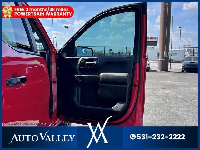 2021 Chevrolet Silverado 1500 Crew Cab LT Trail Boss Pickup 4D 5 3/4 ft - 22939017 - 15