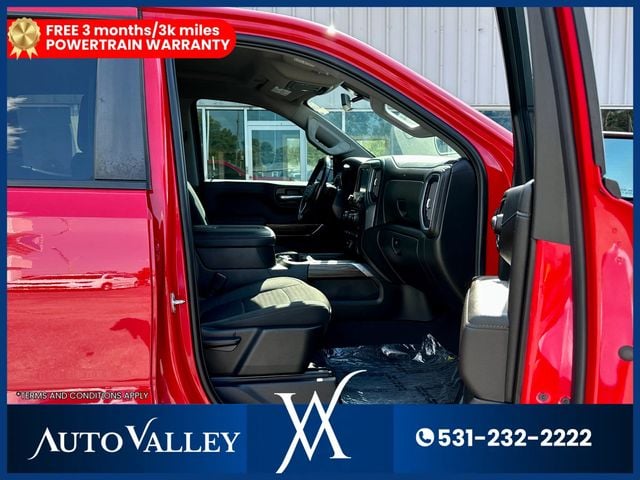 2021 Chevrolet Silverado 1500 Crew Cab LT Trail Boss Pickup 4D 5 3/4 ft - 22939017 - 16