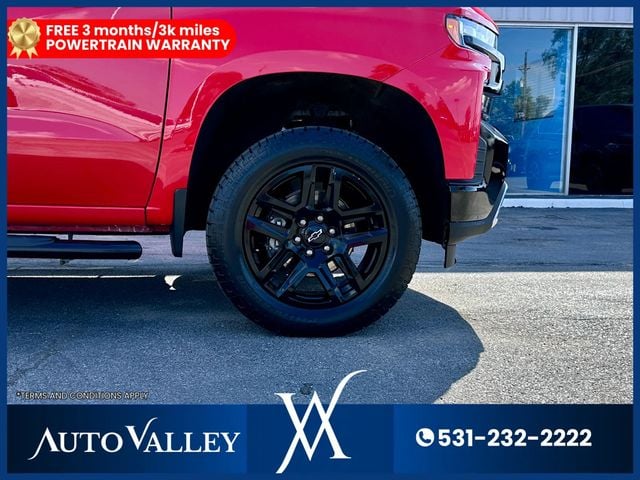 2021 Chevrolet Silverado 1500 Crew Cab LT Trail Boss Pickup 4D 5 3/4 ft - 22939017 - 8