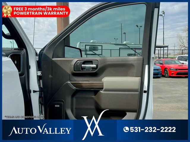 2021 Chevrolet Silverado 1500 Crew Cab RST Pickup 4D 5 3/4 ft - 23003138 - 16