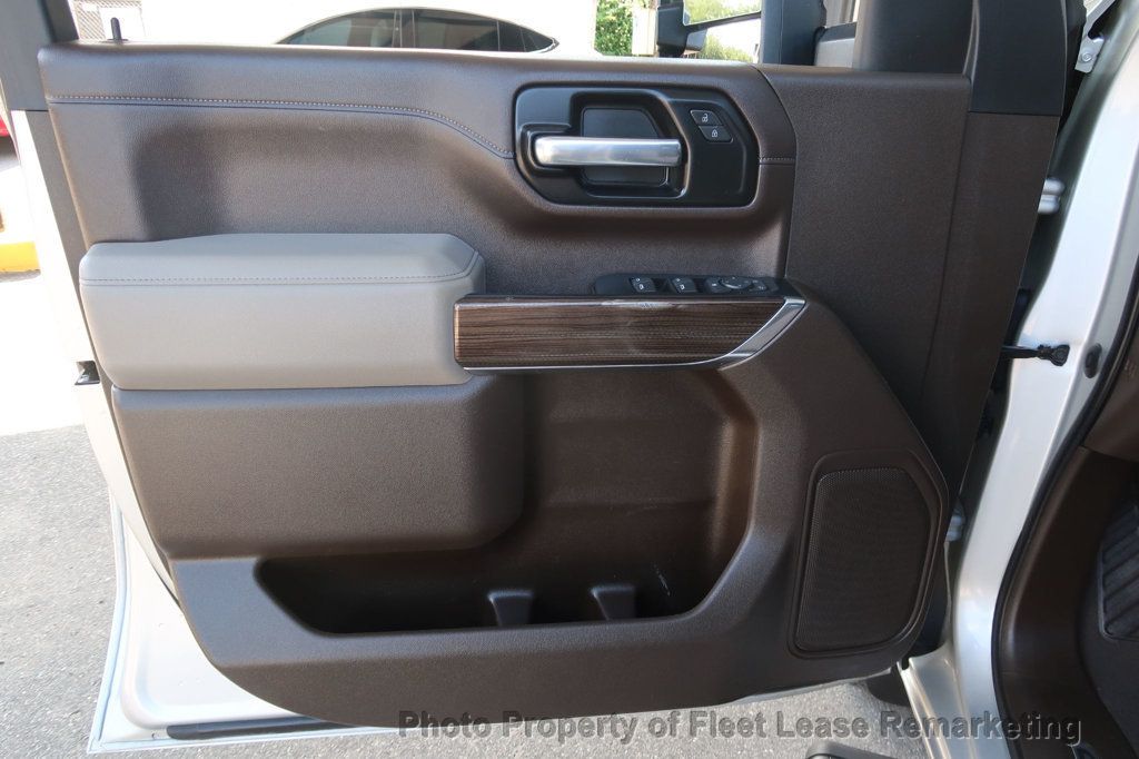 2021 Chevrolet Silverado 2500HD Silverado 2500 4WD Crew Cab Shell SWB - 23044884 - 12