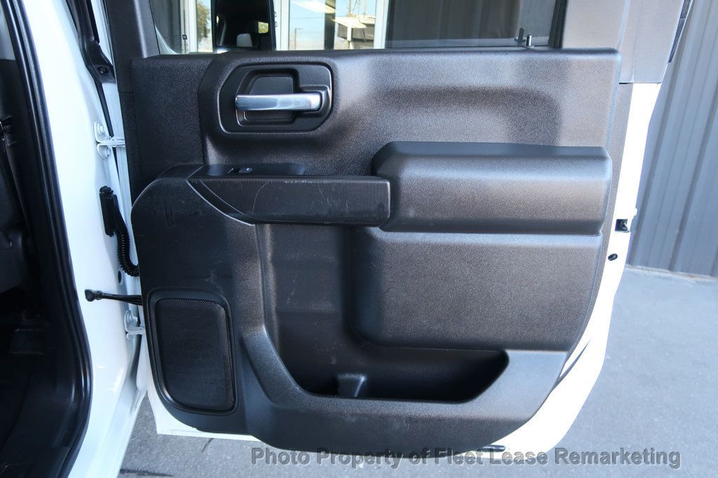 2021 Chevrolet Silverado 2500HD Silverado 2500 4WD Crew Cab Utility - 22972635 - 21