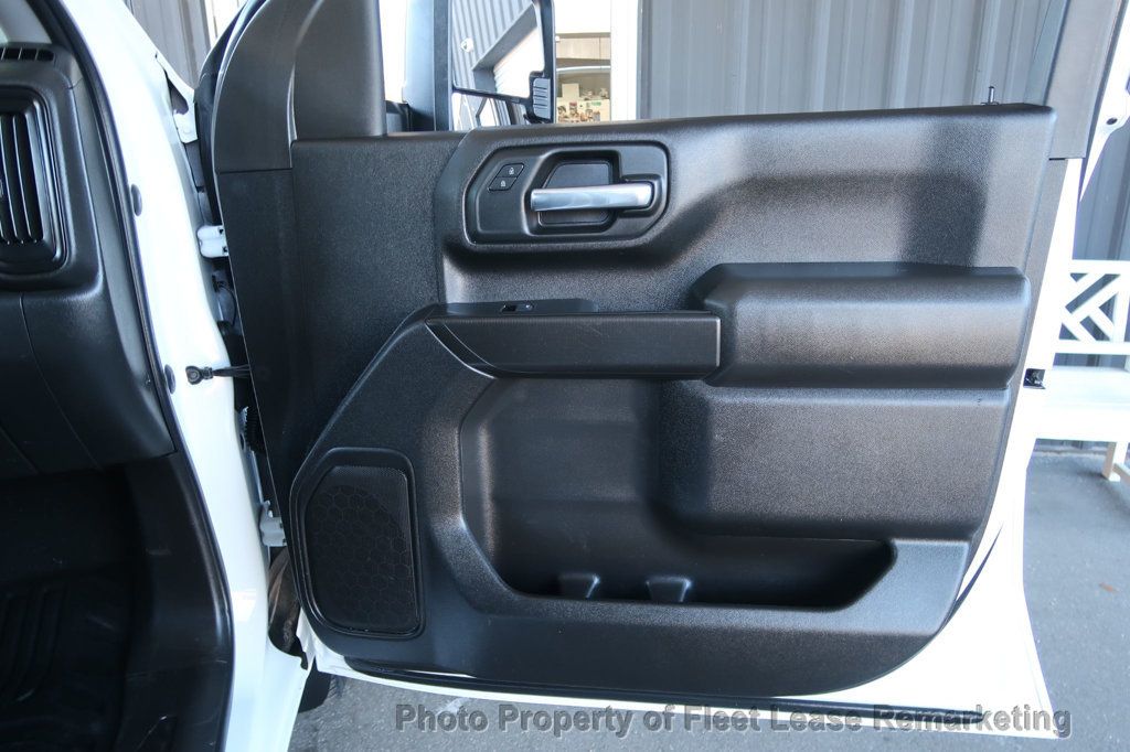 2021 Chevrolet Silverado 2500HD Silverado 2500 4WD Crew Cab Utility - 22972635 - 25